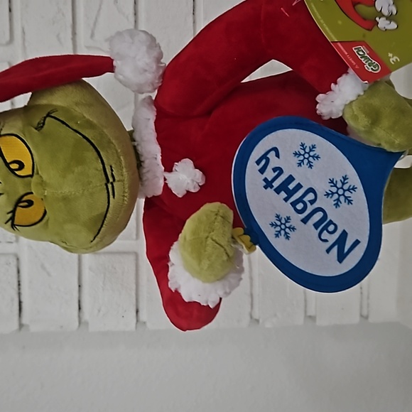 The Grinch greeter NEW - Picture 4 of 4